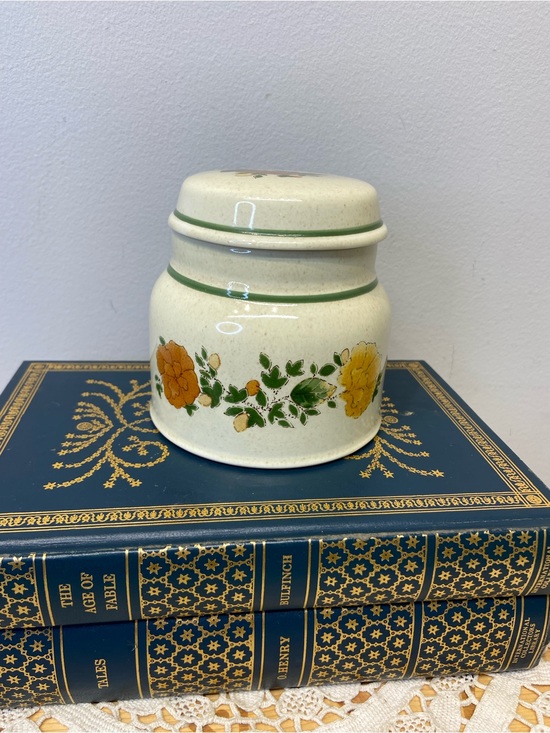 Royal Doulton Other - Royal Doulton Covered Sugar Bowl "Autumn Morn" Pattern